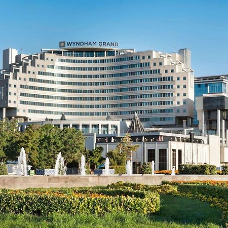 开塞利希尔顿酒店 外观 照片 Wyndham Grand Istanbul Old Airport